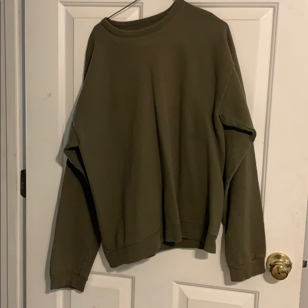 M Hanes Sweatshirt